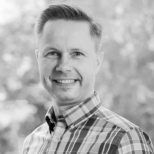 Staffan Georgsson staffan.georgsson@bluepartner.se 010 - 200 79 49